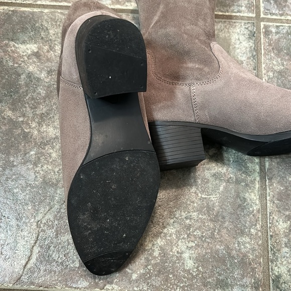Bos & Co taupe suede sock boots Size 36 - Picture 3 of 6